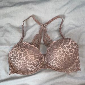 Pink Victoria’s Secrets Bra